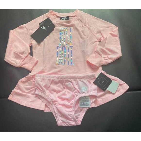 NWT Nike Nike metallic dress & bummies Set Baby Girls size 18M